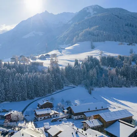 Apartman Beautiful In With Balcony Mittersill