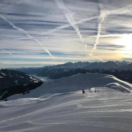 Beautiful In With Balcony 米特西尔