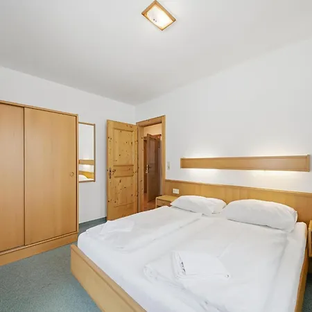 Beautiful In With Balcony Apartman *