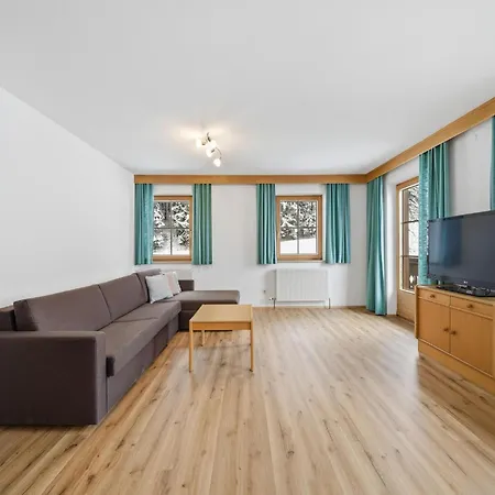 Beautiful In With Balcony Apartman