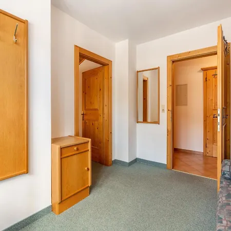 Beautiful In With Balcony Mittersill
