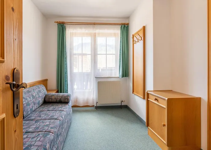 Appartement Beautiful In With Balcony