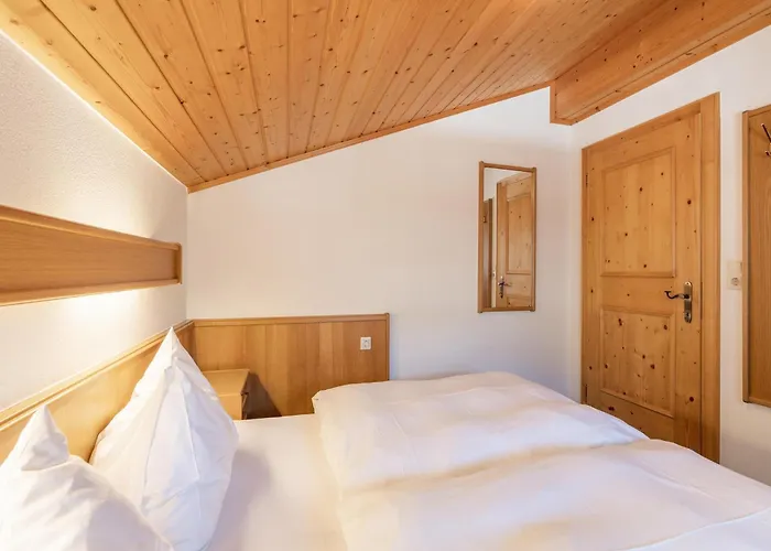 Beautiful In With Balcony Appartement