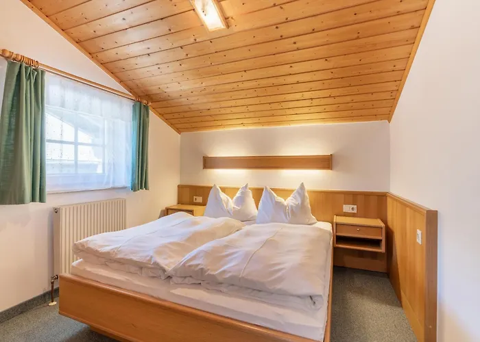 Beautiful In With Balcony Appartement