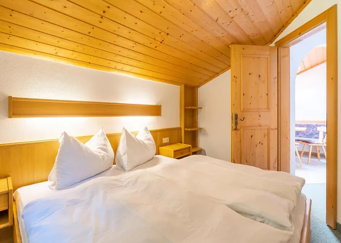 Beautiful In With Balcony Mittersill