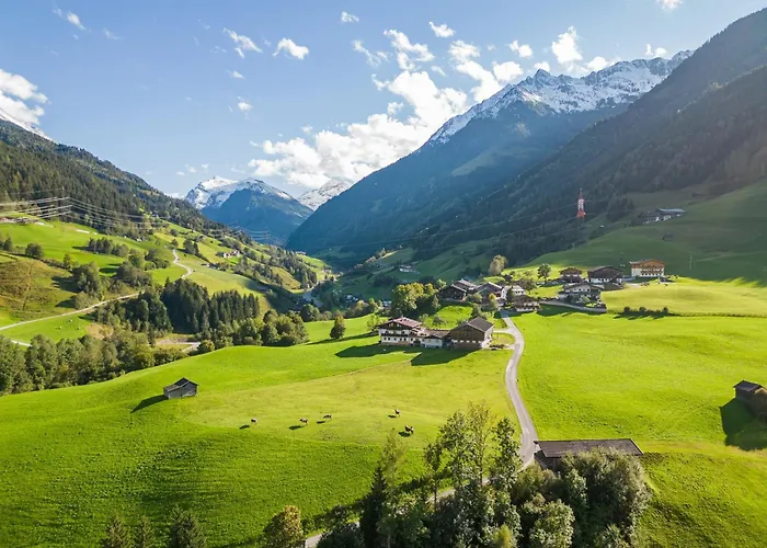 Beautiful In With Balcony Mittersill